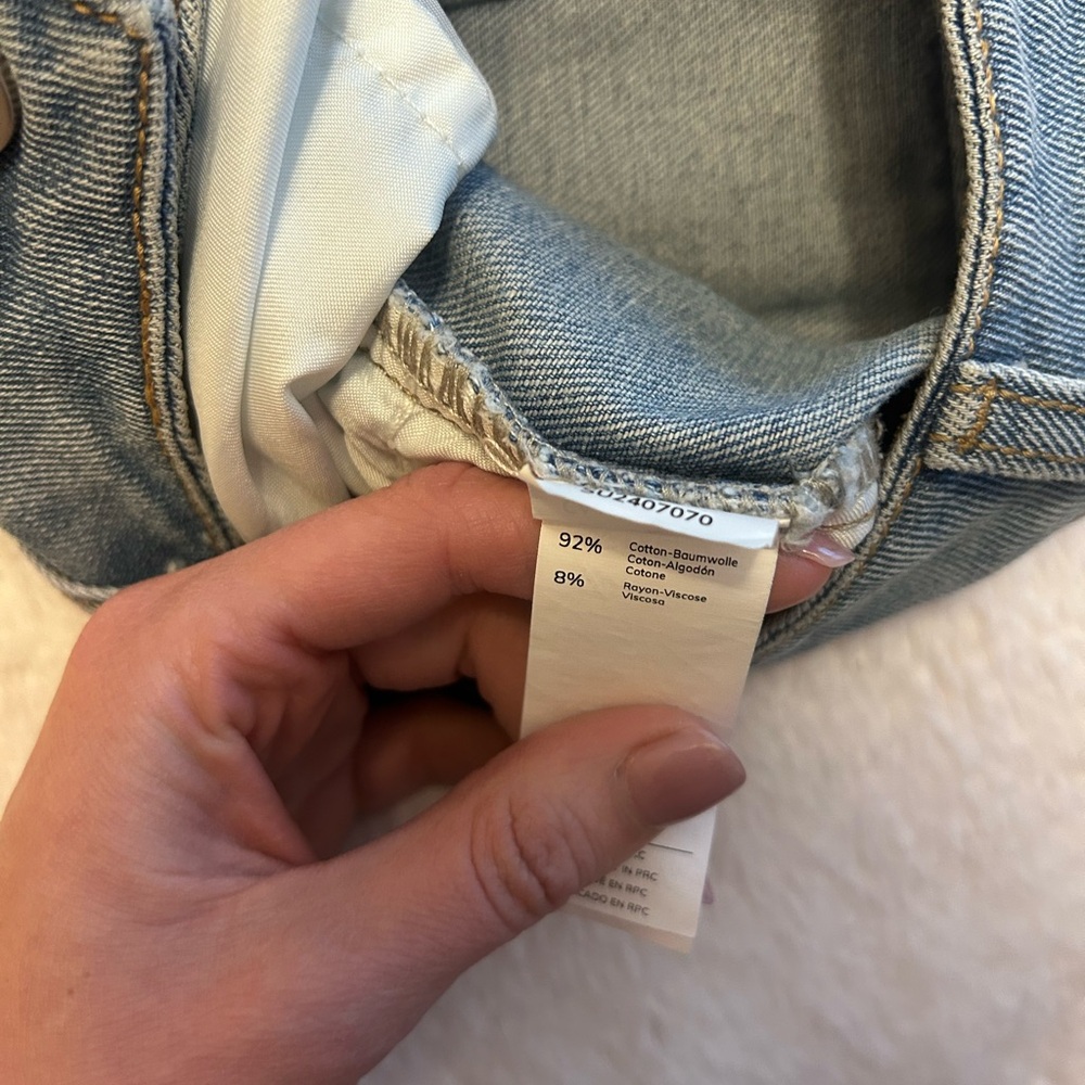 CUPSHE Women's Urban Shift Blue Jeans - Picture 9 of 12